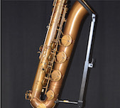 Saxophone Baritone EBS652